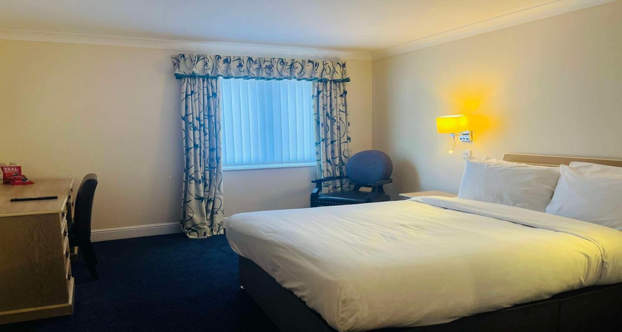 Best Western Reading Calcot Hotel Eksteriør bilde